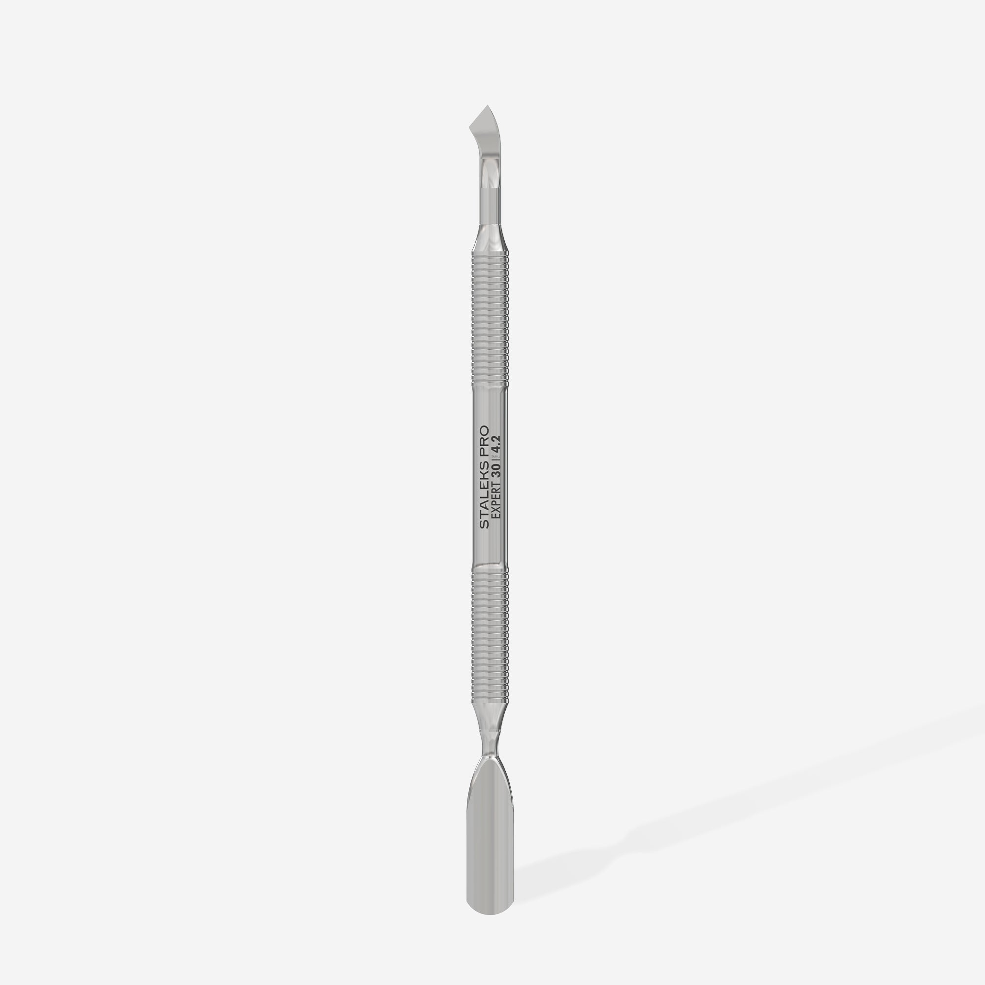 Staleks cuticle pusher - EXPERT 30 TYPE 4.2 (rounded wide pusher and bent blade)
