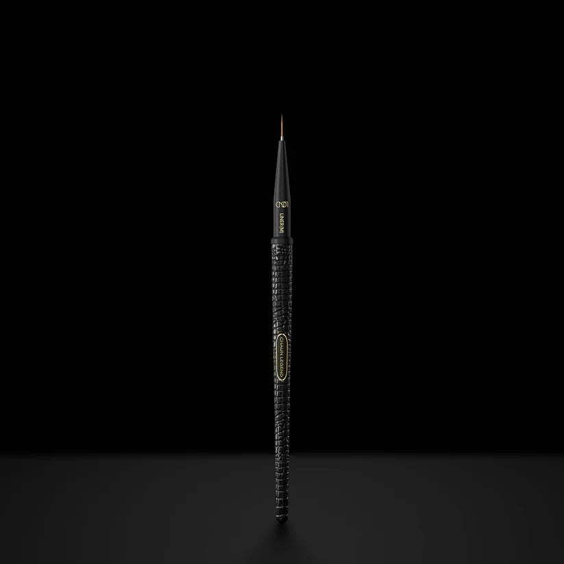 LGND - Nail Art Brush - M Liner